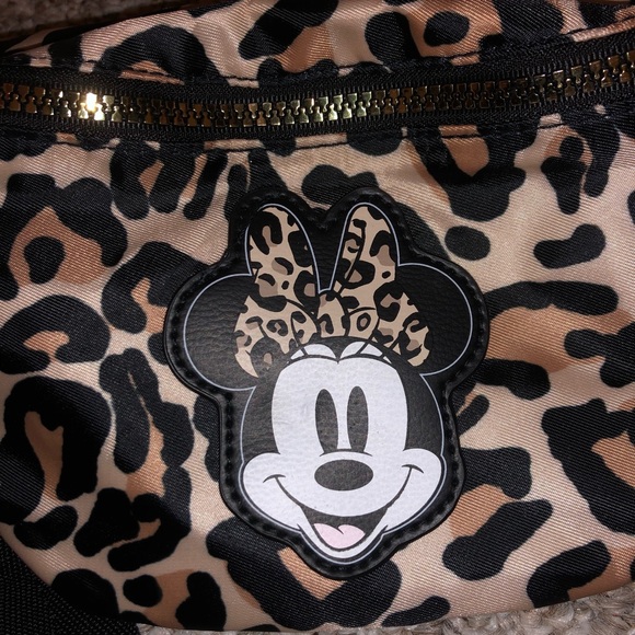 NWOT Primark x Disney Collab Minnie Mouse Leopard Adjustable Fanny Pack - Picture 3 of 4